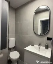 Apartament 3 camere semidecomandat 66.2 mp, Zona Vivo, Flore 