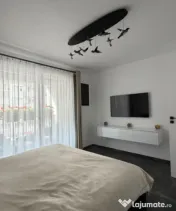 Apartament 3 camere semidecomandat 66.2 mp, Zona Vivo, Flore 