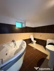 Apartament 3 camere, 83 mp utili + terasă 33 mp | Curte pri 