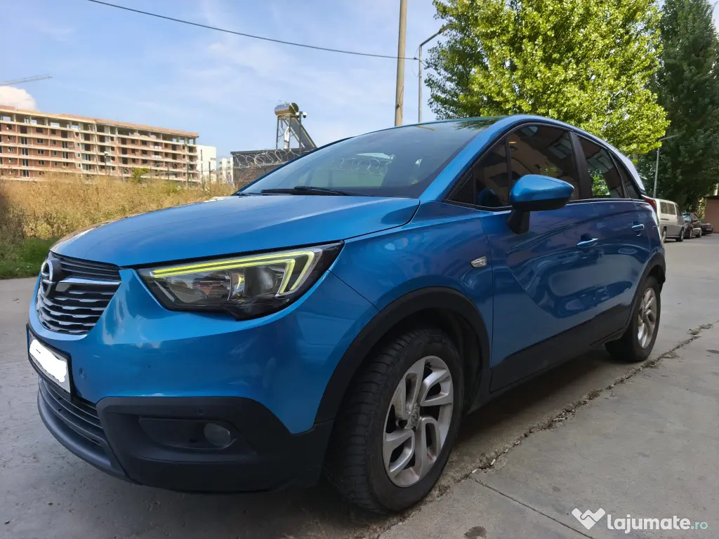 Vând Opel CROSSLAND X