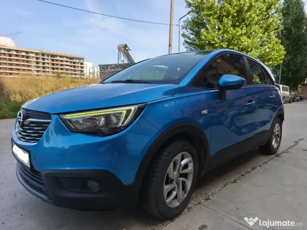 Vând Opel CROSSLAND X