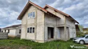 De vânzare casă la roșu în Sânmartin – Proiect modern