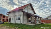 De vânzare casă la roșu în Sânmartin – Proiect modern