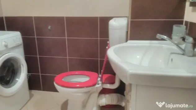 Proprietar inchiriez apartament 2 camere la 7-8 min de metrou Dimitrie Leonida