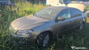 Dezmembrez VW Passat B7 Berlina 1.6 TDI CAYC 105 cai cutie manuala 6 trepte 