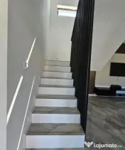 Casa deosebita ,P+1 , 185 mp utili, 250 mp teren, zona Selgr 