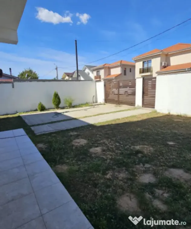 Casa deosebita ,P+1 , 185 mp utili, 250 mp teren, zona Selgr - Malu Mare (Dolj)