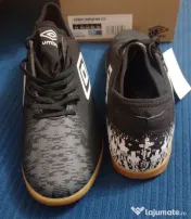 Pantofi de sala Umbro Formation II IC marimea 44,5 noi 