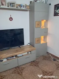 Mobila living in stare impecabilă 