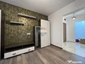 Apartament 2 camere, etaj 1, renovat, 5 minute Sun Plaza 
