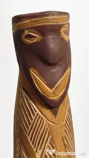 Totem/statuetă stil tribal, din lemn sculptat, pictat manual – artă etnică 