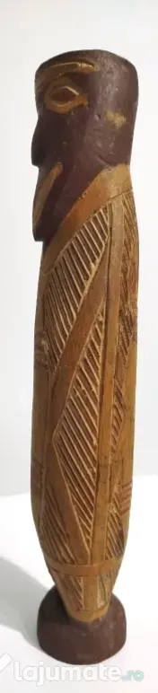 Totem/statuetă stil tribal, din lemn sculptat, pictat manual – artă etnică 