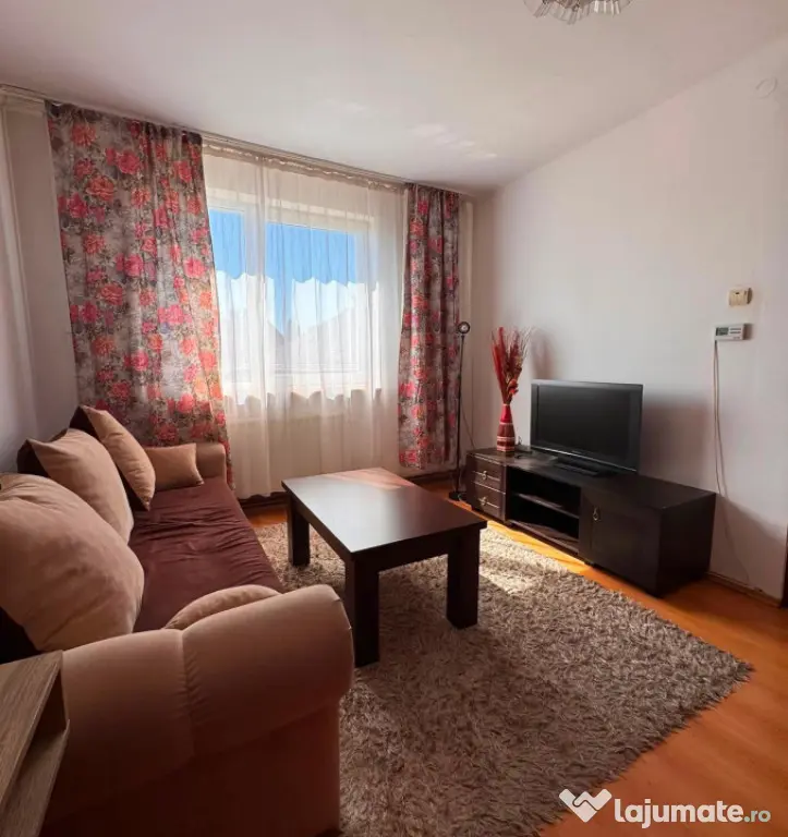Vând apartament 2 camere , langa Facultatea de Litere - Cluj-Napoca (Cluj)