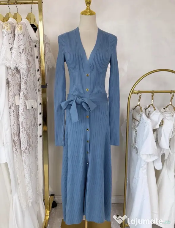 Rochiță elegantă versatilă