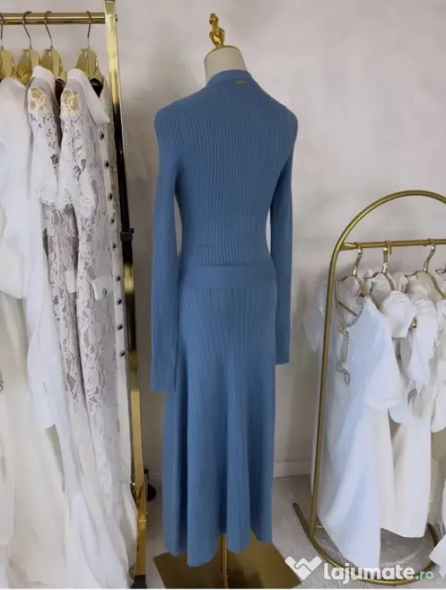 Rochiță elegantă versatilă