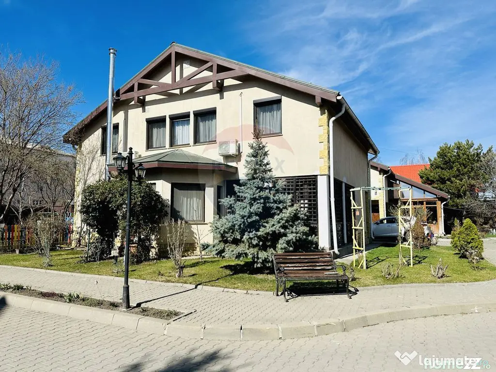 Casă / Vilă cartier exclusivist - Focsani (Vrancea)