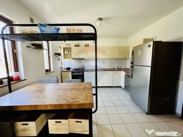 Casă / Vilă cartier exclusivist - Focsani (Vrancea)