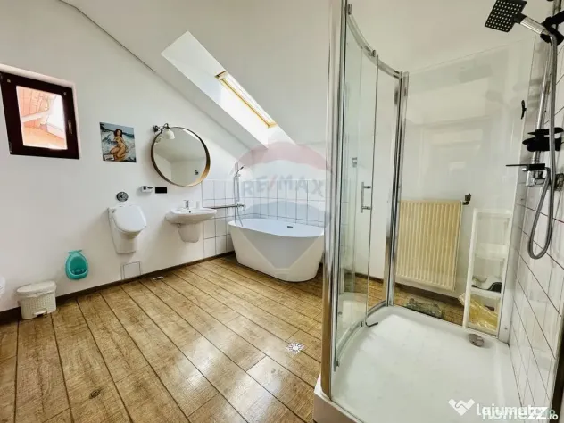 Casă / Vilă cartier exclusivist - Focsani (Vrancea)