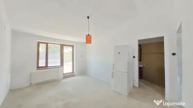 Casa insiruita pe un singur nivel cu 4 camere in Cartierul V - Arad (Arad)