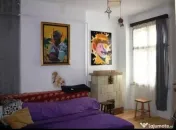 Apartament cu 3 camere, in zona Centrala