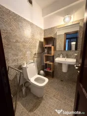 Apartament 3 camere – zonă SEMICENTRALA