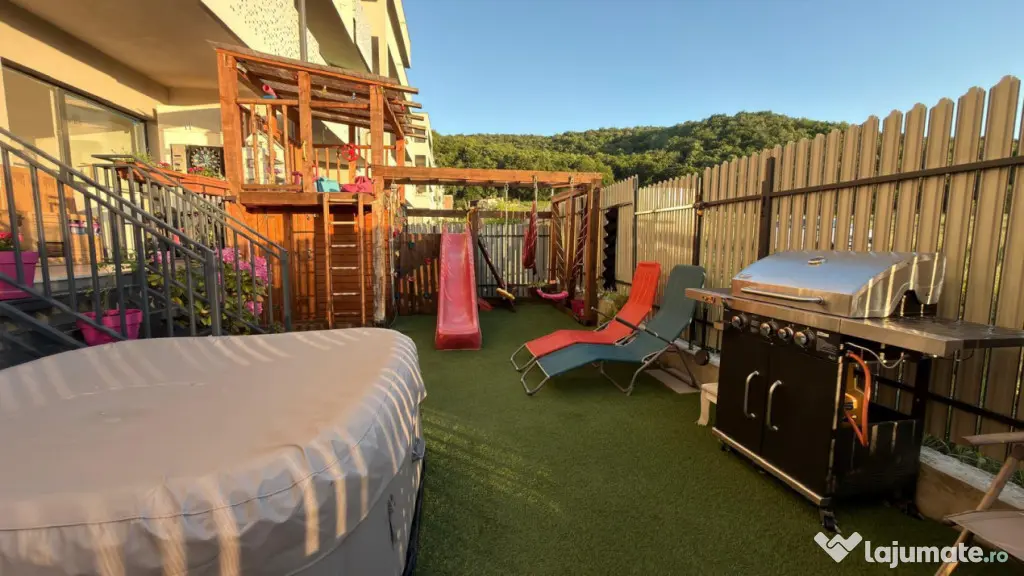 Apartament de vanzare ,3 camere 65 mp /GRADINA 51MP, zona SU - Floresti (Cluj)