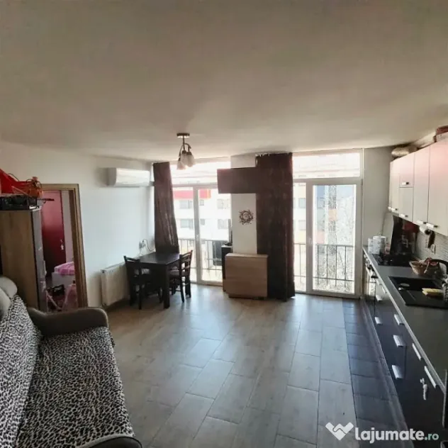 Apartament 3 camere 65 mp, zona Tineretului - Floresti (Cluj)