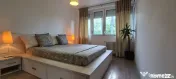 3 camere vis-a vis de Parul IOR 