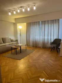 Apartament 3 camere, 90 mp, parcare, zona Centrala