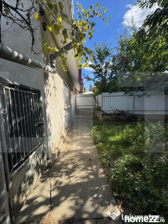 Casă din cărămidă cu teren 466 mp, Botoșani - Botosani (Botosani)