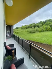 Apartament cu 2 camere 53 mp + terasa 12 mp in Floresti zona