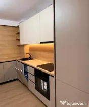 Apartament 2 camere 45mp+balcon 8,48mp zona Eroilor