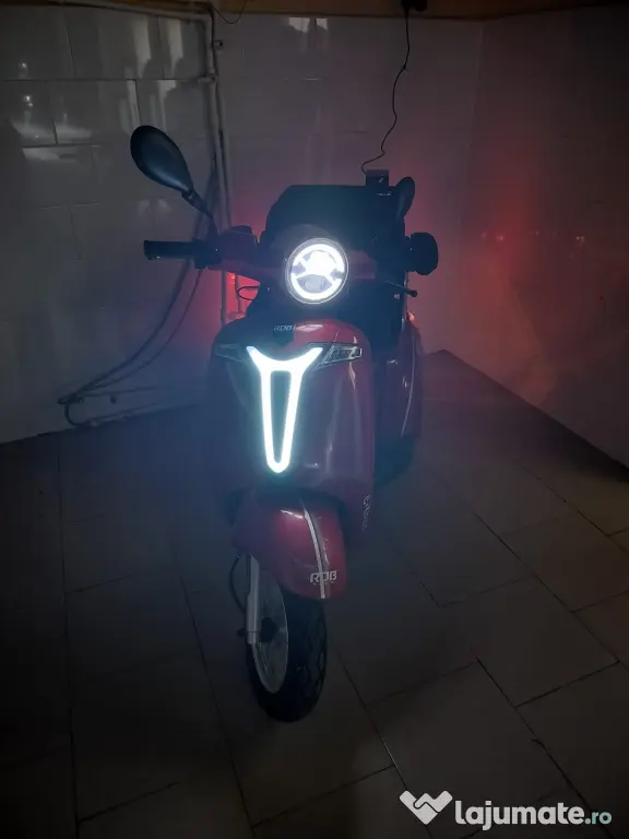 Tricicletă electrică RDB C-klass2 Rosie, 800 W, 12V – 20Ah