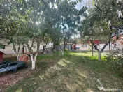 Casa cu 2 apartamente, 2 corpuri si teren – Rasnov 