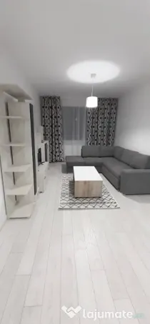 Închiriez apartament cu 2 camere Cavar Residence