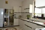 Titesti - Casa la Cheie D+P+M, 254 Mp, Teren 1130 Mp 