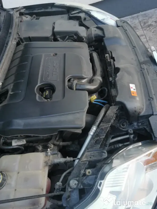 Ford focus facelift 2011