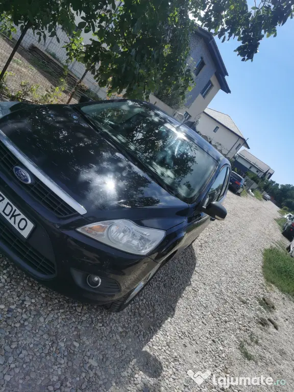 Ford focus facelift 2011