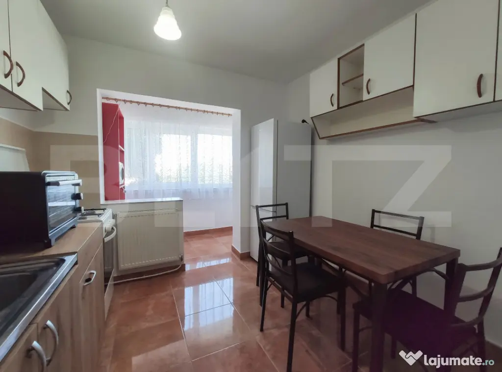 Apartament cu 2 camere in Micro 17 langa parcul UFO, Pet Fr - Satu Mare (Satu-Mare)