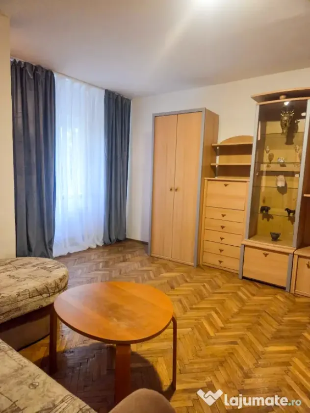 Proprietar închiriez | apartament 2 camere decomandat | Mcdonald’s – centrala si ac