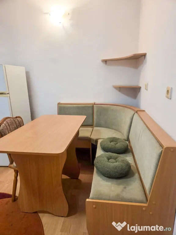 Proprietar închiriez | apartament 2 camere decomandat | Mcdonald’s – centrala si ac