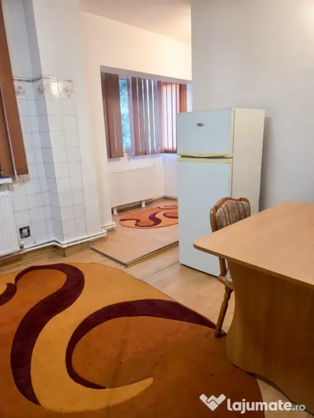 Proprietar închiriez | apartament 2 camere decomandat | Mcdonald’s – centrala si ac