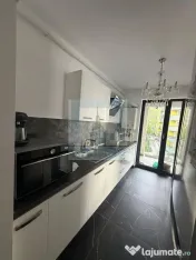 Apartament 2 camere mobilat/utilat, parcare privata-zona ...