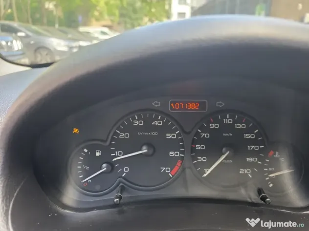 Peugeot 206_Benzina 1.4, An 2006, Hatchback 5 uși, Stare bună, Proprietar