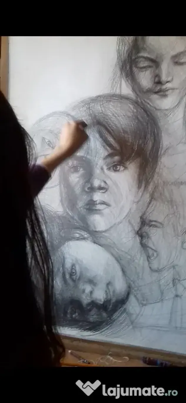 Desenez în creion tus negru sau pictura pe pânză comanda