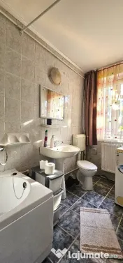 Apartament 1 camera, cu loc parcare- zona Centrala