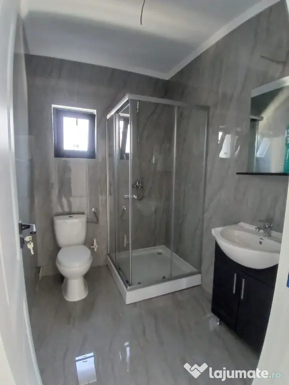 DE VÂNZARE CASĂ 3 CAMERE NĂVODARI - Mamaia Sat (Constanta)