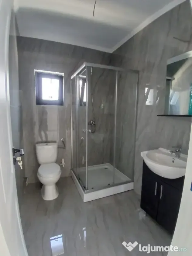 DE VÂNZARE CASĂ 3 CAMERE NĂVODARI - Mamaia Sat (Constanta)