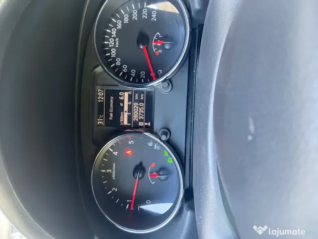 Nissan Qashqai, 1,6 dci, 2013,cutie manuală