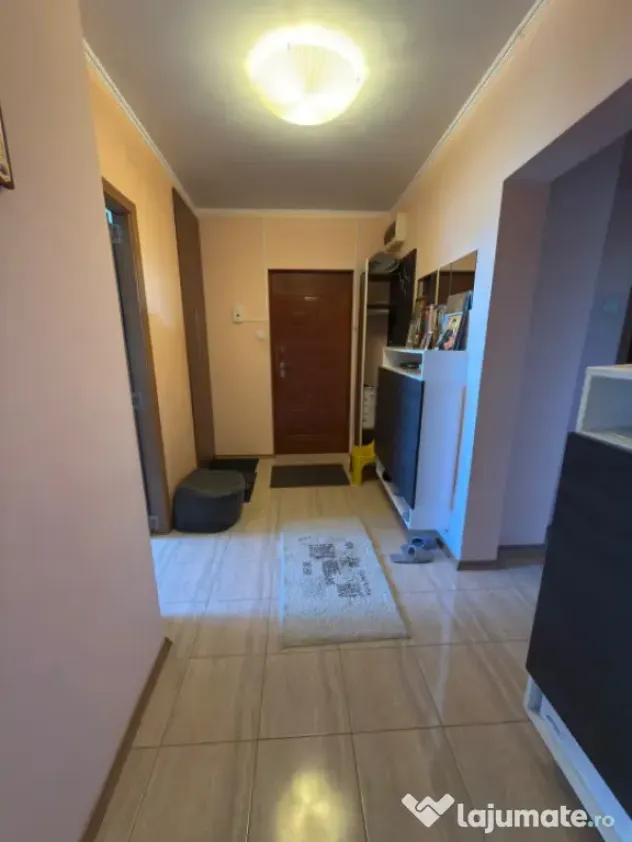 Apartament 3 camere, bloc 1989- Cantacuzino - Ploiesti (Prahova)